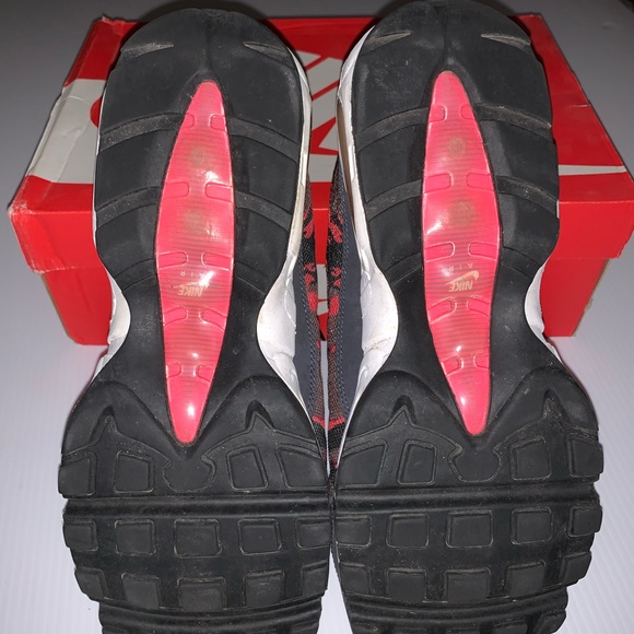 Air Max 95 size 12 in infrared Camo - Picture 5 of 6